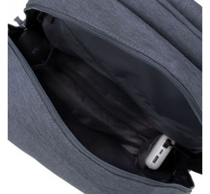 Рюкзак для ноутбука RivaCase 17.3" 7567 Prater, anti-theft (7567DarkGrey)