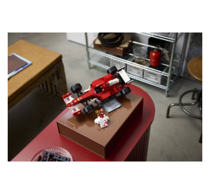 Конструктор LEGO Icons Ferrari F2004 and Michael Schumacher (11375)