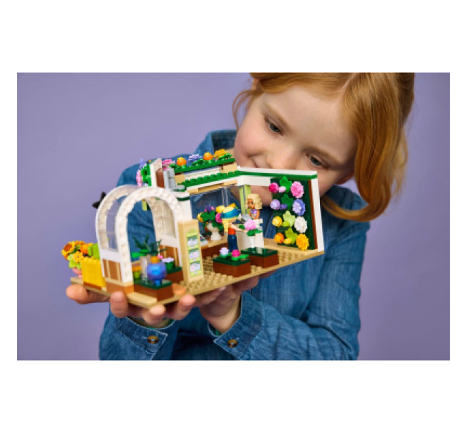 LEGO Конструктор LEGO Friends Творча квіткова крамниця (42693)