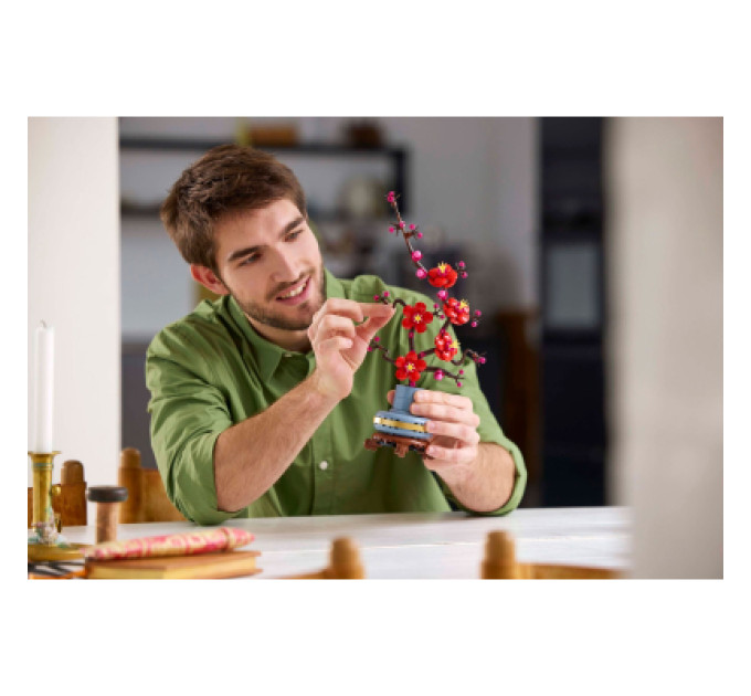 LEGO Конструктор LEGO Icons Сливовий цвіт 327 деталей (10369)