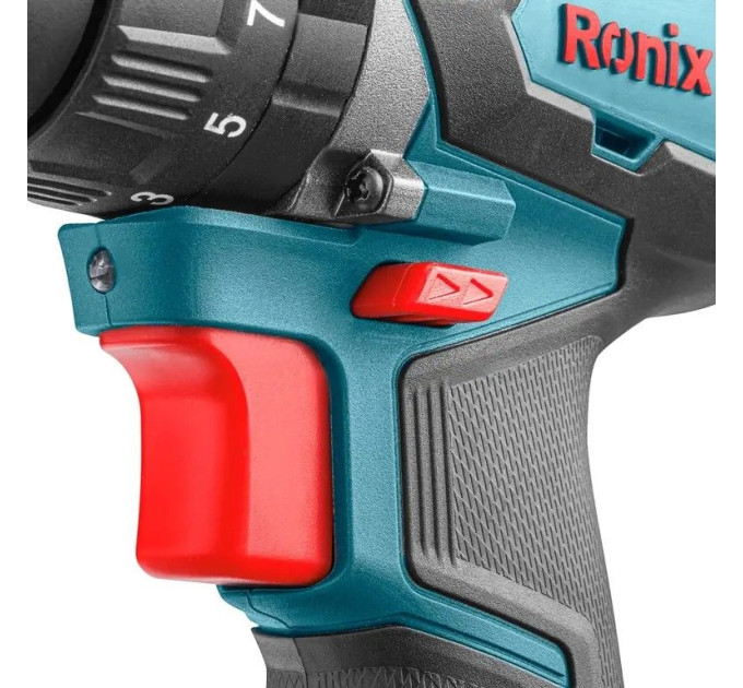 Ronix Дриль-шуруповерт ударний акумуляторний Ronix 8900K