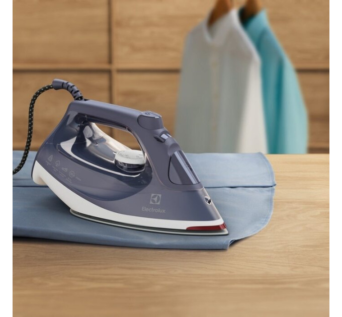 Electrolux Праска з подачею пари Electrolux E6SI1-2MN