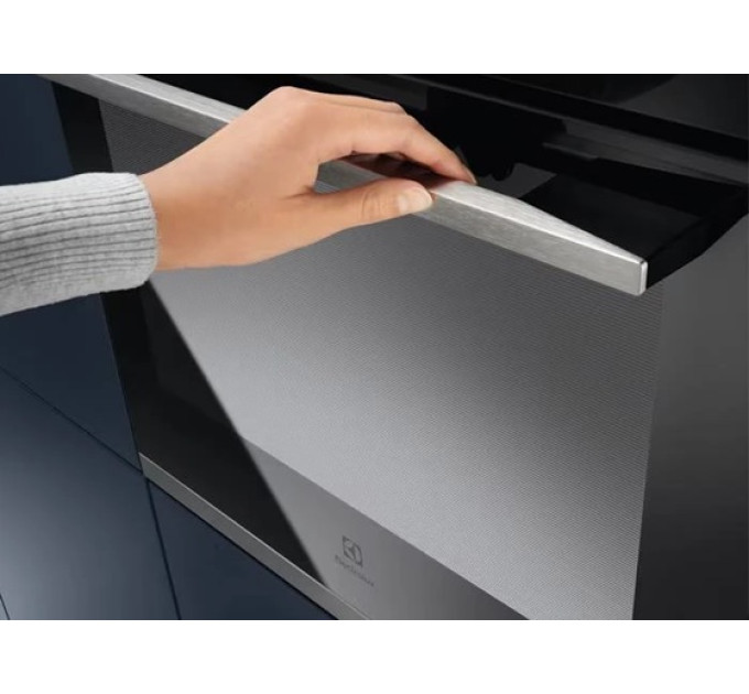 Electrolux Електрична духова шафа Electrolux EOE8P39WX