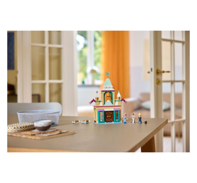 LEGO Конструктор LEGO Disney Princess Замерзлий замок в королівстві Ерендел (43265)