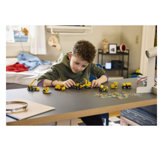 LEGO Конструктор LEGO Technic Потужні машини (42233)