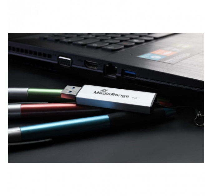 USB флеш накопичувач Mediarange 32GB Black/Silver USB 3.0 (MR916)