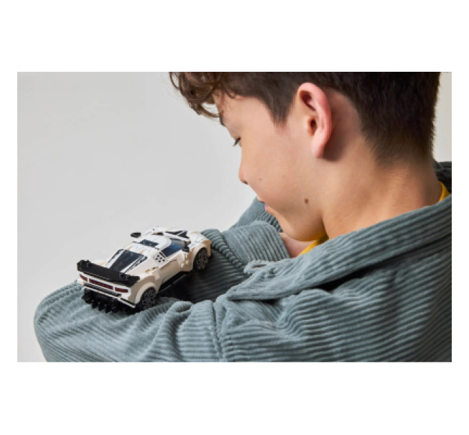 LEGO Конструктор LEGO Speed Champions Спортивний гіперкар Bugatti Centodieci (77240)