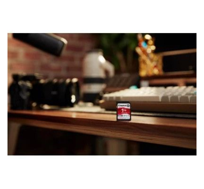 Kingston Карта пам'яті Kingston 1TB SDXC class 10 UHS-II U3 Canvas React Plus (SDR2V6/1TB)