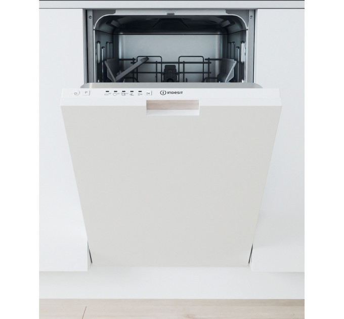 Вбудована посудомийна машина Indesit DSIE 2B10