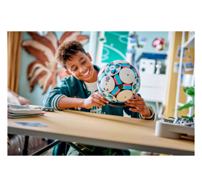 LEGO Конструктор LEGO Editions Football Футбольний м'яч (43019)
