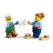 LEGO Конструктор LEGO City Вантажівка з пончиками (60452)