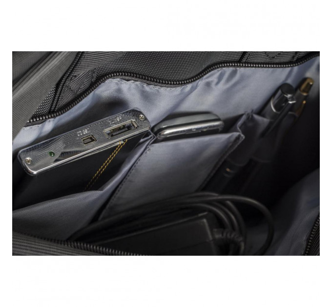 Сумка для ноутбука RivaCase 15.6" 8231 Black (8231Black)