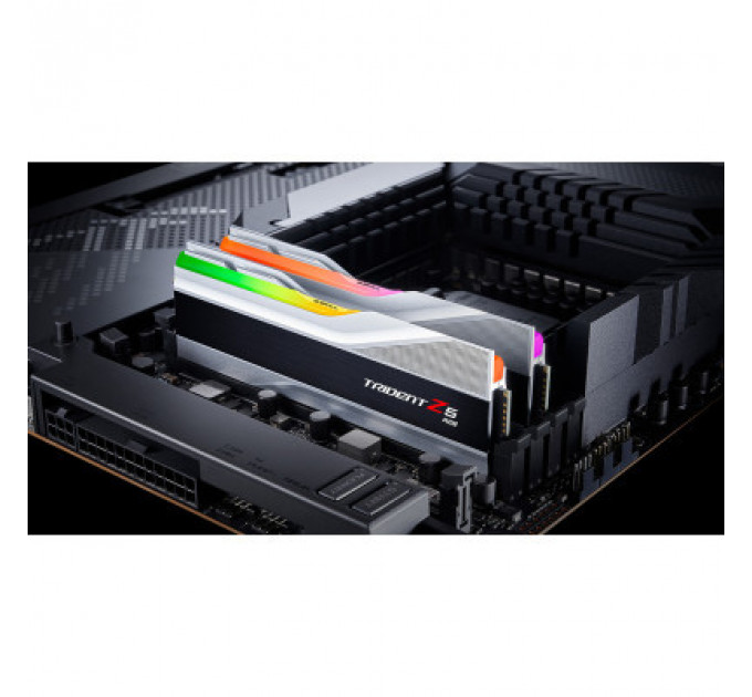 Модуль пам'яті для комп'ютера DDR5 32GB (2x16GB) 7600 MHz Trident Z5 RGB Silver G.Skill (F5-7600J3646G16GX2-TZ5RS)