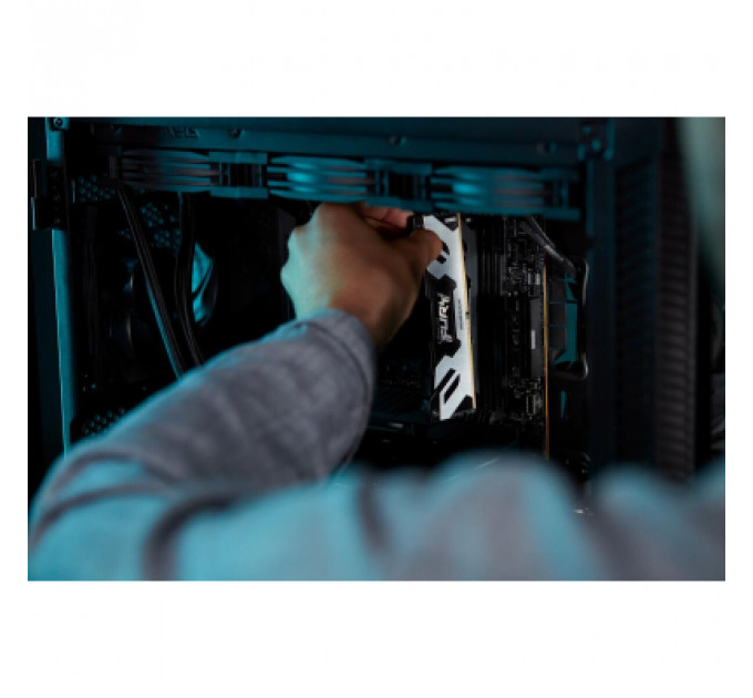 Модуль пам'яті для комп'ютера DDR5 96GB (2x48GB) 6000 MHz Renegade Silver XMP Kingston Fury (ex.HyperX) (KF560C32RSK2-96)