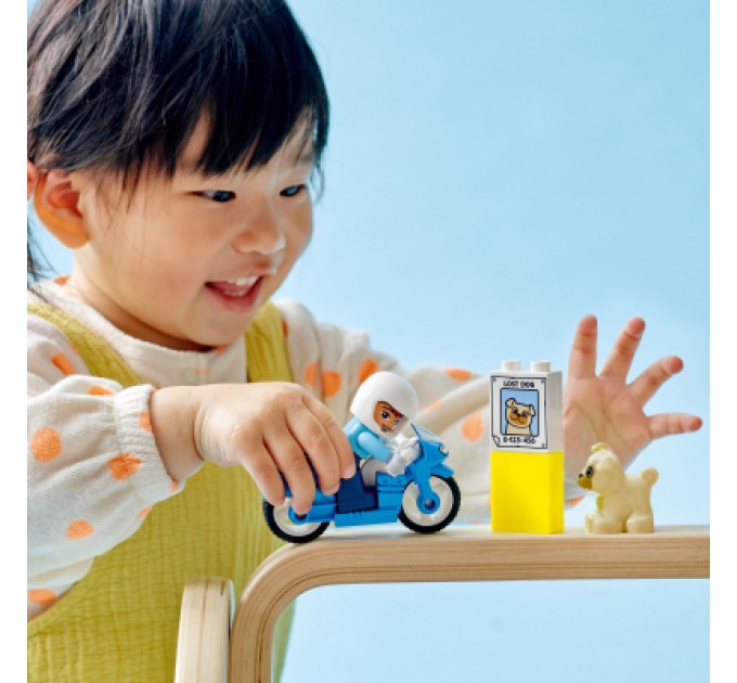 Конструктор LEGO DUPLO Town Поліцейський мотоцикл 5 деталей (10967)