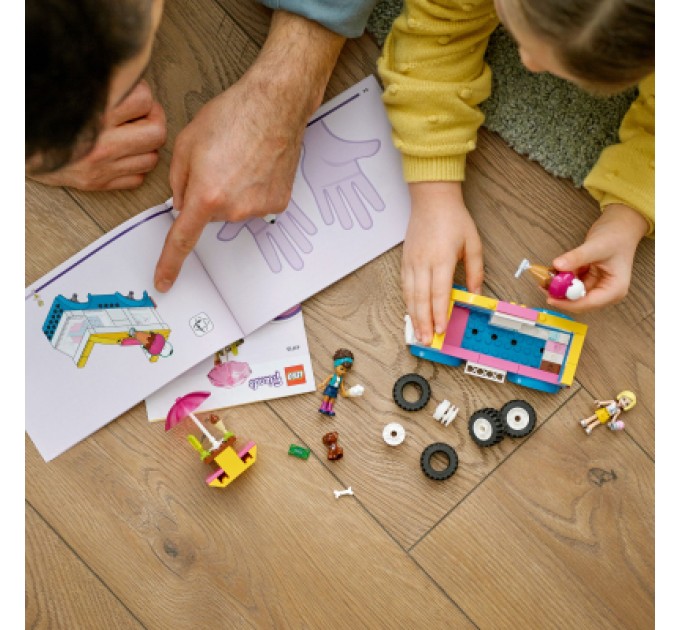 LEGO Конструктор LEGO Friends Фургон із морозивом 84 деталі (41715)