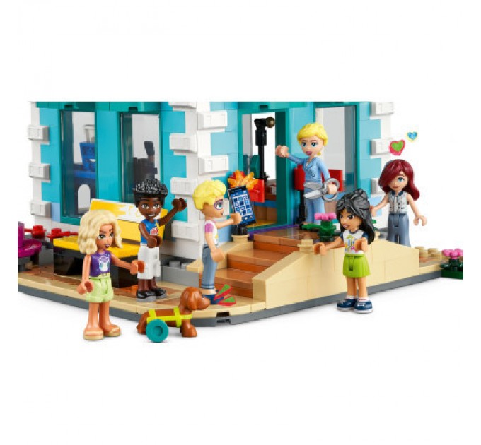 LEGO Конструктор LEGO Friends Хартлейк-Сіті. Громадський центр 1513 деталей (41748)