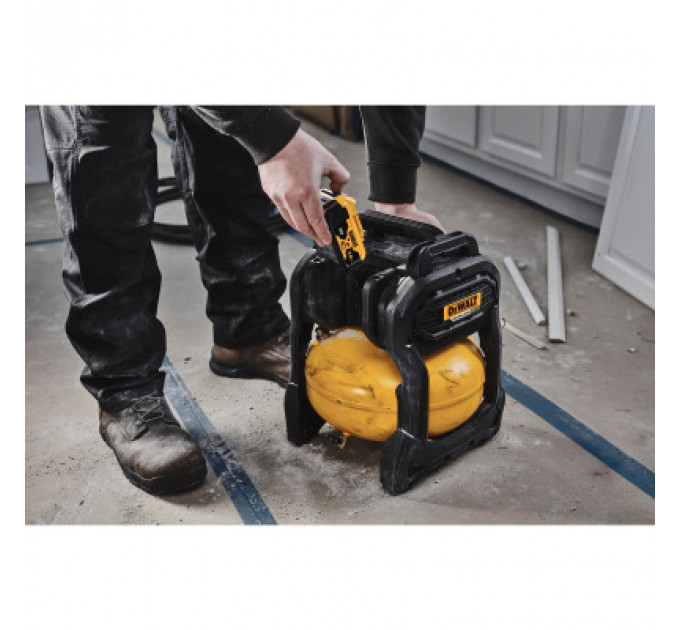 Компресор DeWALT безмасляний, 18 B XR Li-lon, 48 л/хв (без АКБ та ЗП) (DCC1018N)