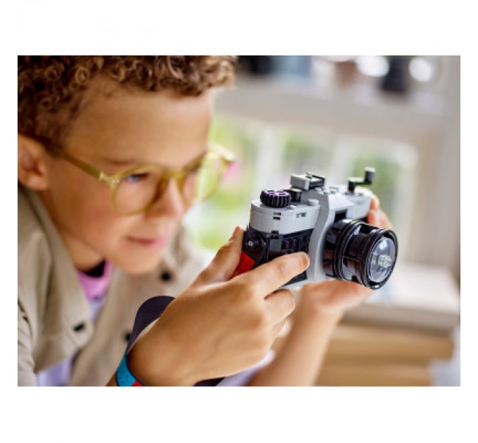 LEGO Конструктор LEGO Creator Ретро фотокамера 261 деталей (31147)