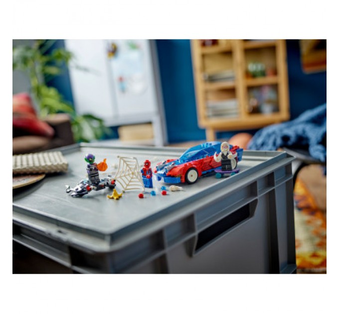 LEGO Конструктор LEGO Super Heroes Автомобіль для перегонів Людини-Павука й Зелений Гоблін з отрутою Венома 227 детале (76279)