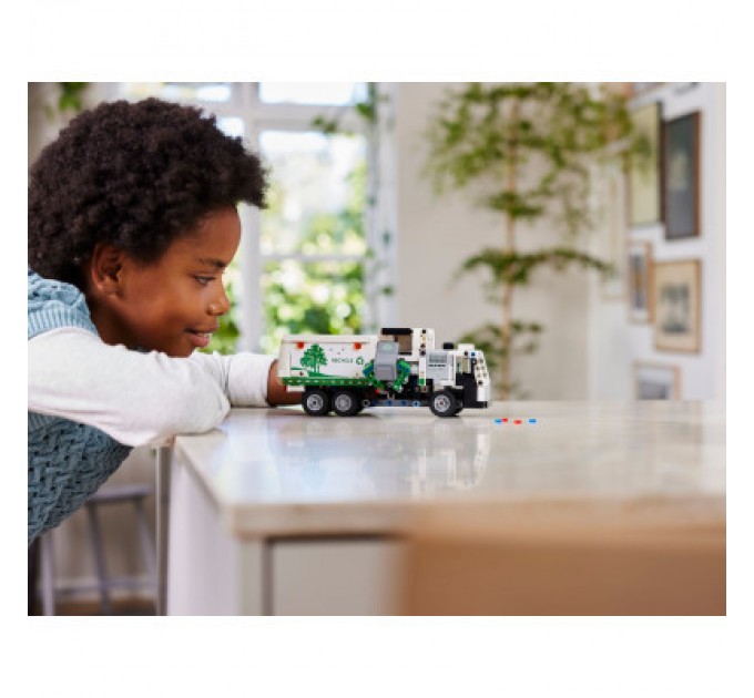 LEGO Конструктор LEGO Technic Сміттєвоз Mack LR Electric 503 деталей (42167)