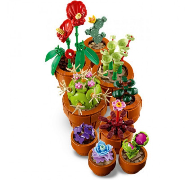 LEGO Конструктор LEGO Icons Мініатюрні рослини 758 деталей (10329)