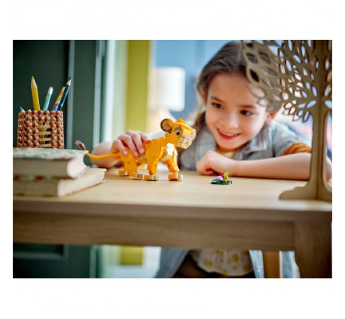 Конструктор LEGO Disney Classic Левеня Сімба (43243)