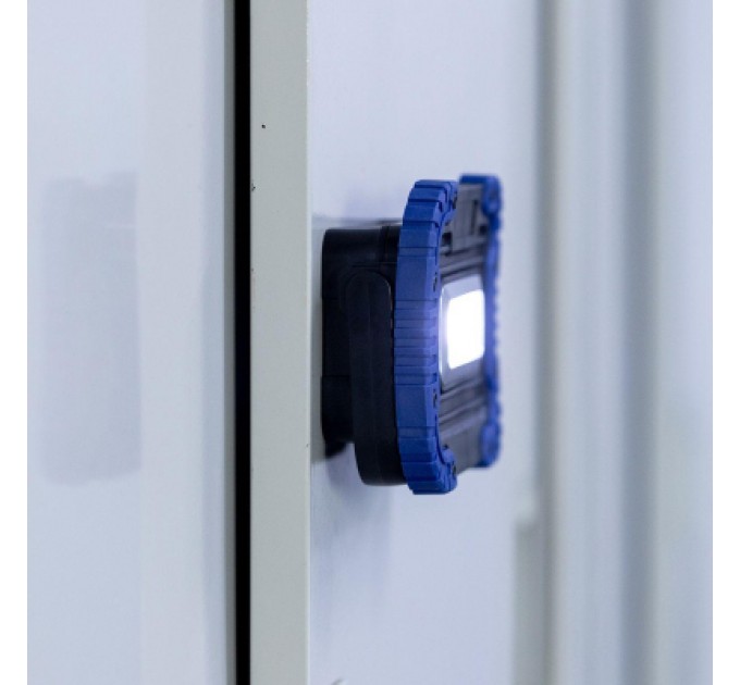 Ліхтар Westinghouse 8W COB LED WF56 + 4 x AA LR6 в комплекті (WF56-4LR6CB)