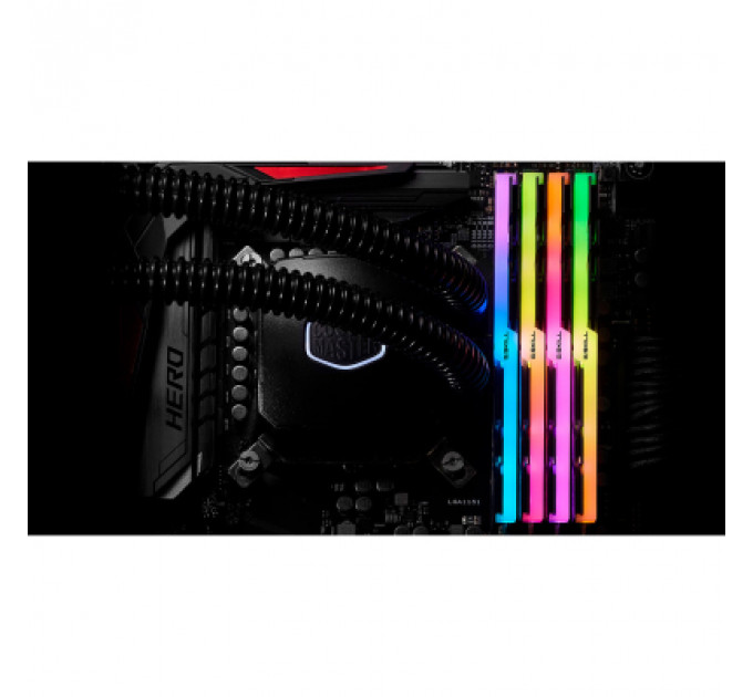 Модуль пам'яті для комп'ютера DDR4 128GB (4x32GB) 3600 MHz Trident Z RGB G.Skill (F4-3600C18Q-128GTZR)