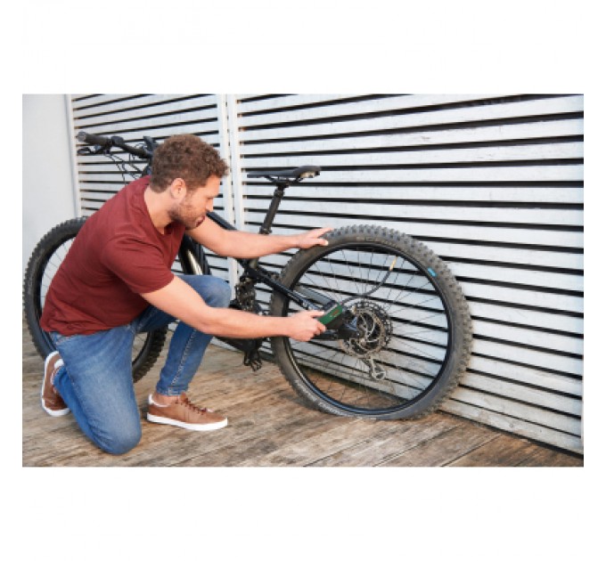 Bosch Автомобільний компресор Bosch EasyPump, 3.6V, 3Ah, 10.3 бар, 10 л/хв, 0.4кг (0.603.947.000)