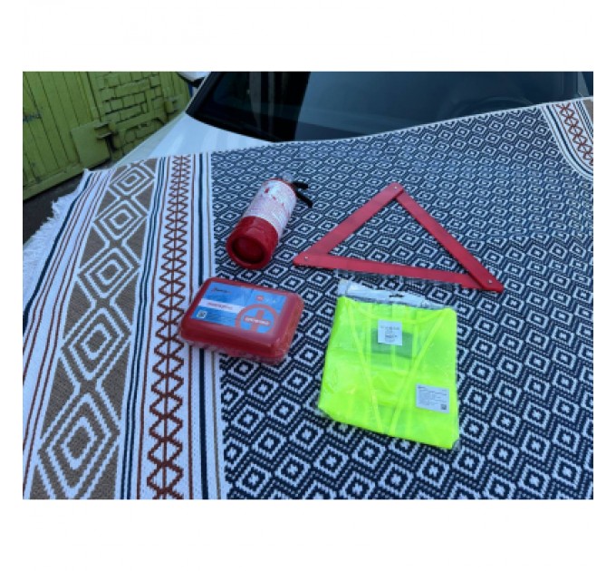 Набір техдопомоги Poputchik з вогнегасником ВП-1 "Економічний" (ВП-1+Знак+Аптечка+Жилет) (33-016-IS)