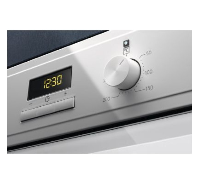 Electrolux Духова шафа Electrolux EOF3H40BW
