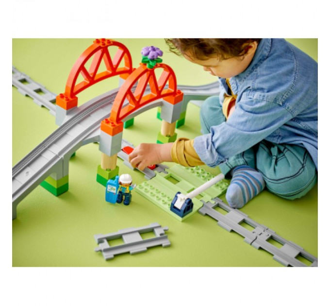 LEGO Конструктор LEGO DUPLO Town Додатковий набір. Залізничний міст і колії (10426)