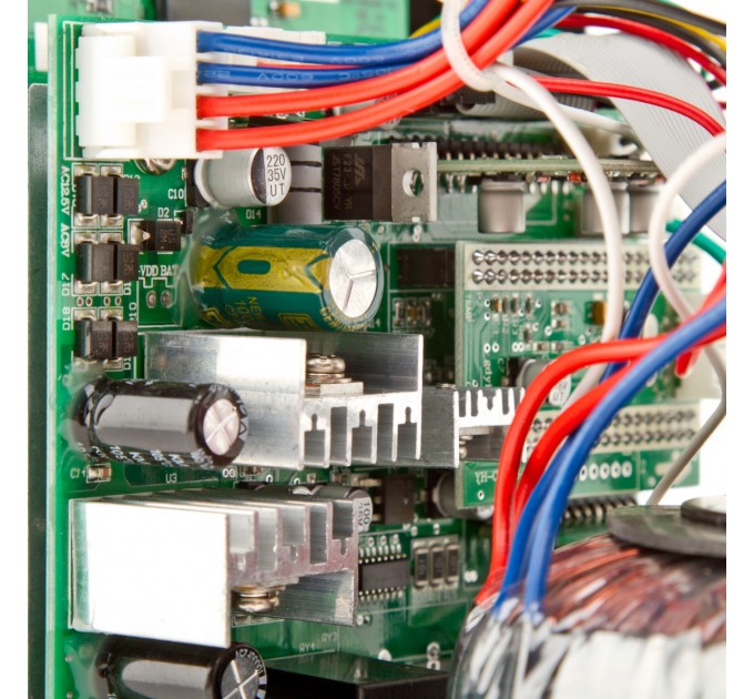 LogicPower Джерело безперебійного живлення LogicPower LPY-B-PSW-1500VA+ (1050Вт)10A/15A, Lin.int., AVR, 2 x евро, метал