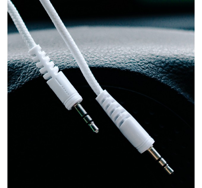 Кабель Xqisit Audio Cable 3.5 мм - 3.5 мм (M/M), 1.2 м, White (4029948026954)