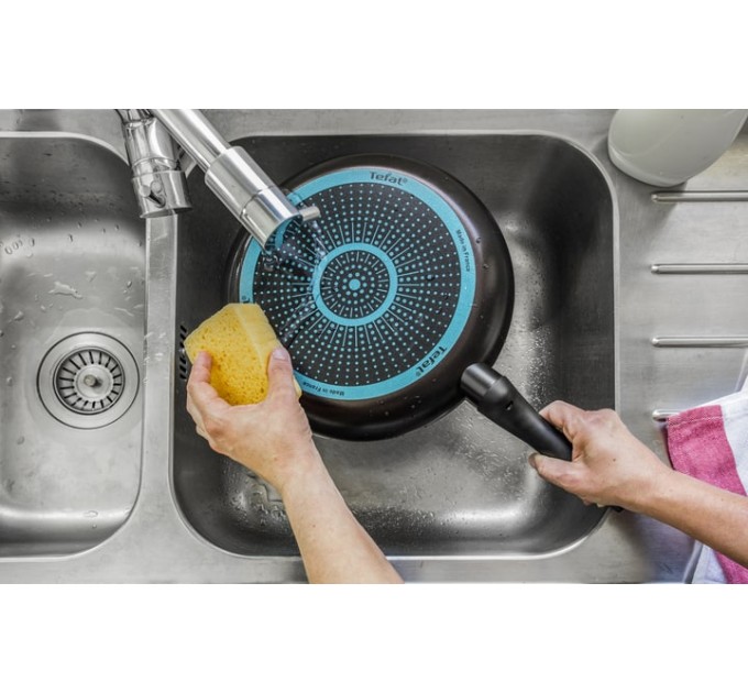 Tefal Сковорода Tefal Simply Clean 24 см (B5670453)