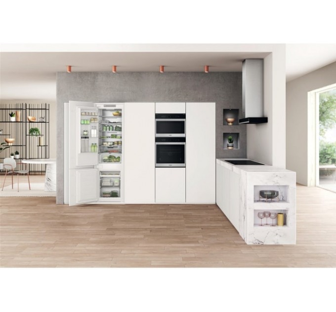 Вбудований холодильник Whirlpool WHC20 T352