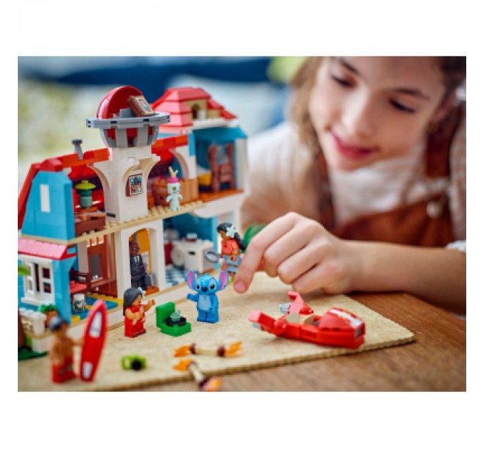 Конструктор LEGO Disney Classic Пляжний будинок Ліло і Стіч (43268)