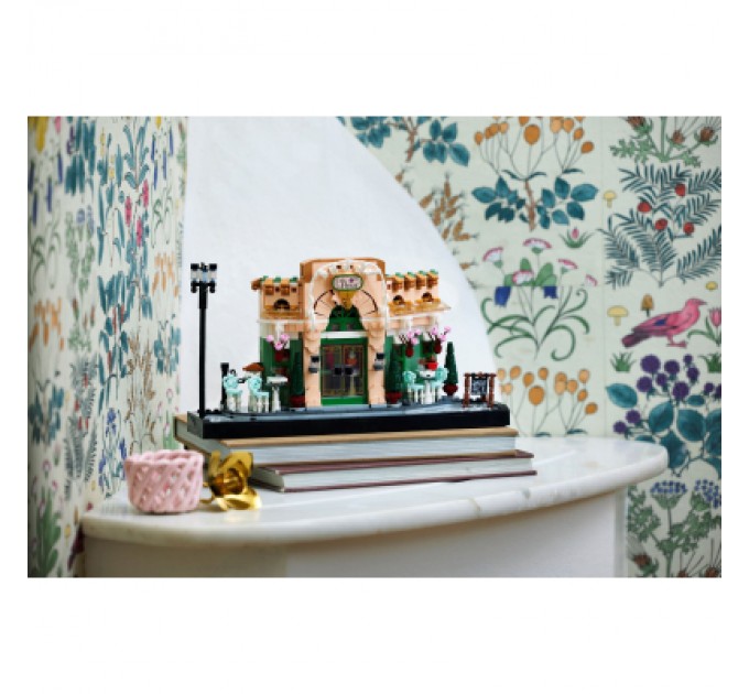 LEGO Конструктор LEGO Icons Французька кав'ярня (10362)