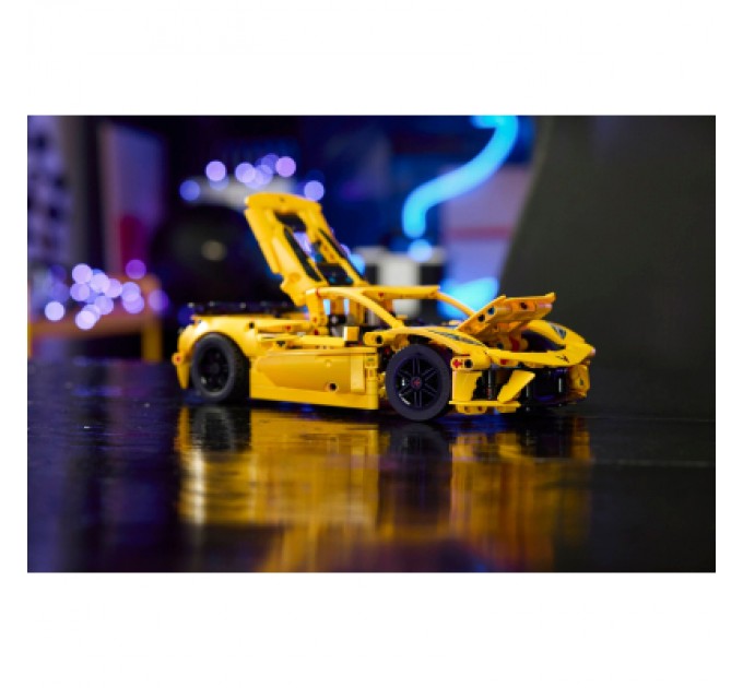 Конструктор LEGO Technic Chevrolet Corvette Stingray (42205)