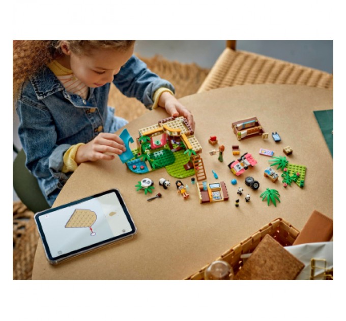 Конструктор LEGO Friends Догляд за тваринами в заповіднику панд (42648)