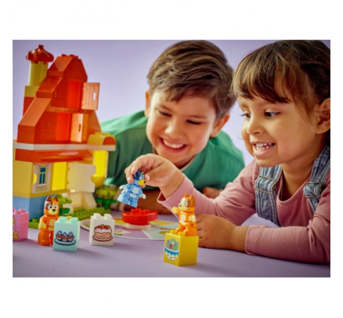 LEGO Конструктор LEGO DUPLO Bluey Родинний дім Блуї із грою на запам'ятовування (10459)
