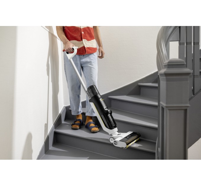 Акумуляторний миючий пилосос Karcher FCV 3 (1.056-122.0)