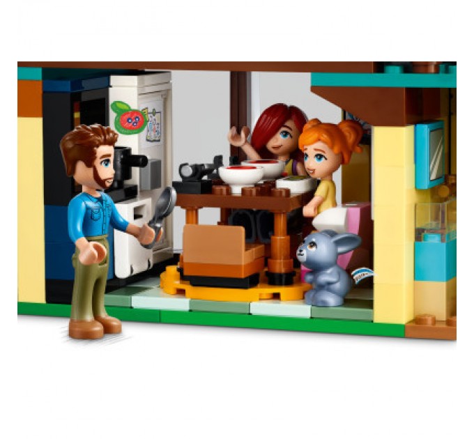 Конструктор LEGO Friends Родинні будинки Оллі й Пейслі 1126 деталей (42620)