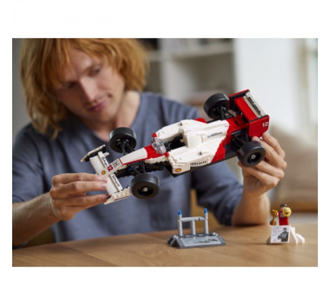 Конструктор LEGO Icons McLaren MP4/4 і Айртон Сенна (10330)