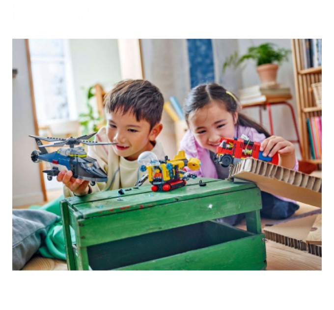 Конструктор LEGO City Ремікс вертольотів, пожежних машин і підводних човнів (60462)
