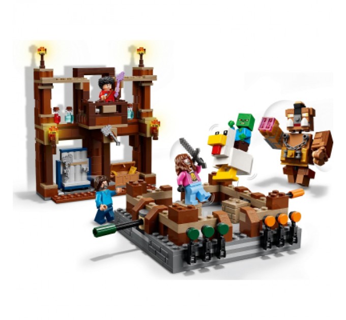 Конструктор LEGO Minecraft Бійцівський ринг у лісовому маєтку (21272)