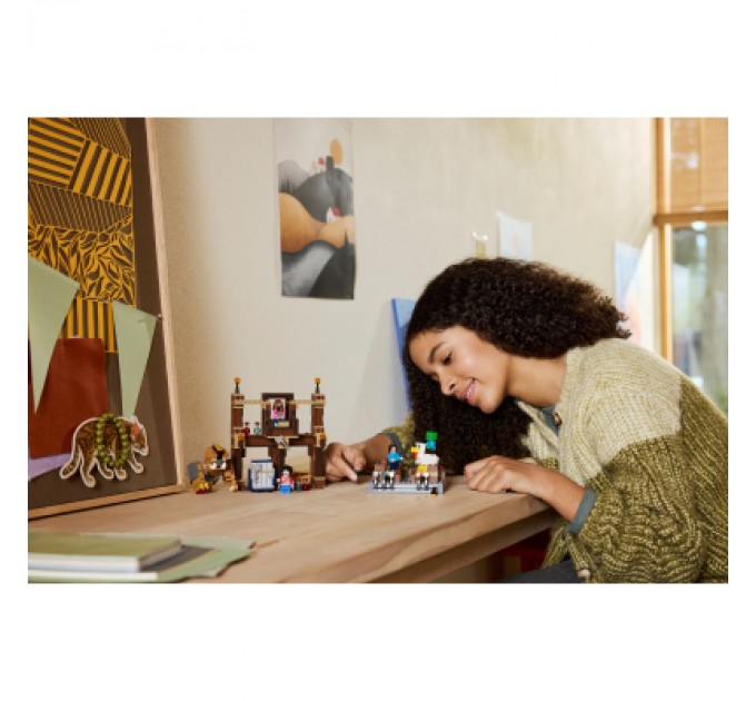 Конструктор LEGO Minecraft Бійцівський ринг у лісовому маєтку (21272)