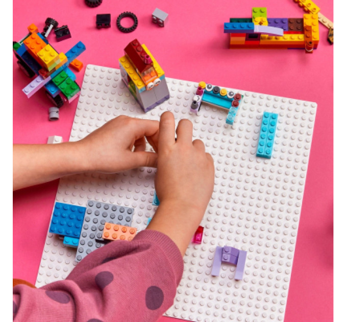 LEGO Конструктор LEGO Classic Базова пластина білого кольору (11026)