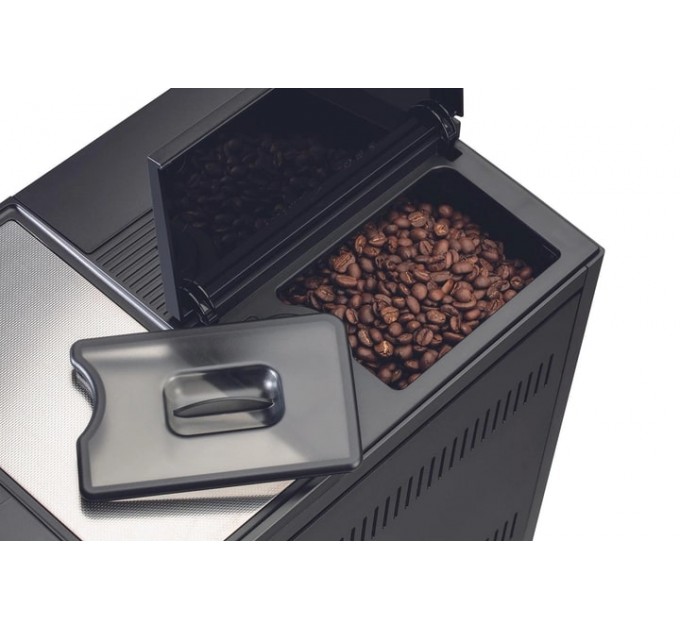 Nivona Кавомашина Nivona CafeRomatica NICR 825